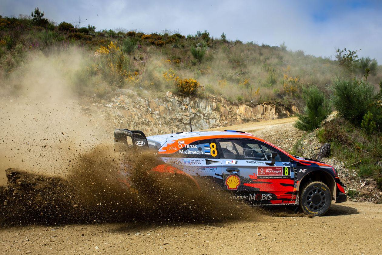 Hyundai i20 Coupe WRC prowadzony przez Otta Tanaka, fot. materiały prasowe Hyundai Motorsport