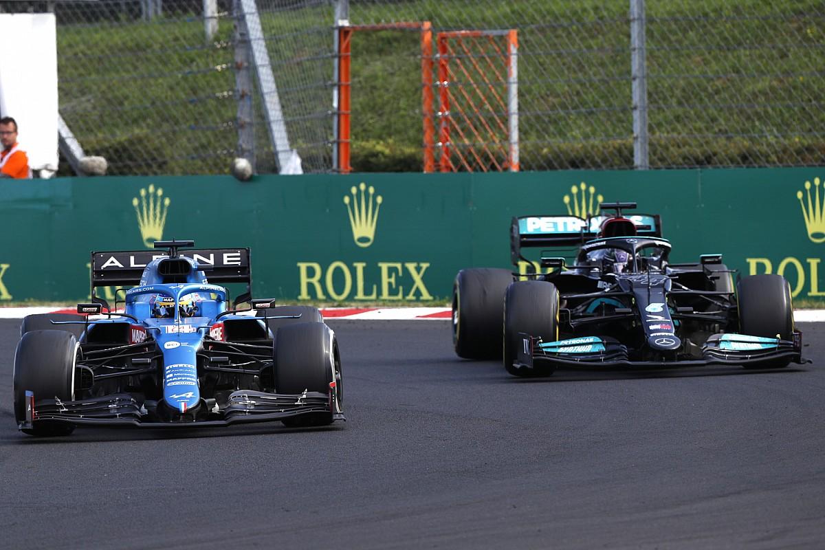 Hamilton kontra Alonso, fot. motorsport.com