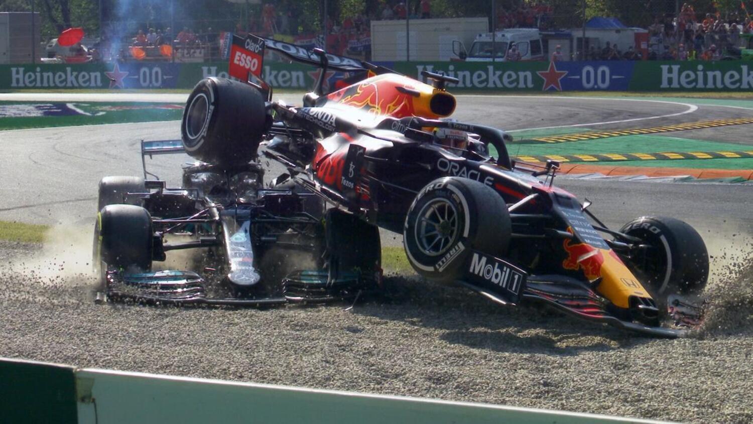 Wypadek Lewisa i Maxa, fot. F1