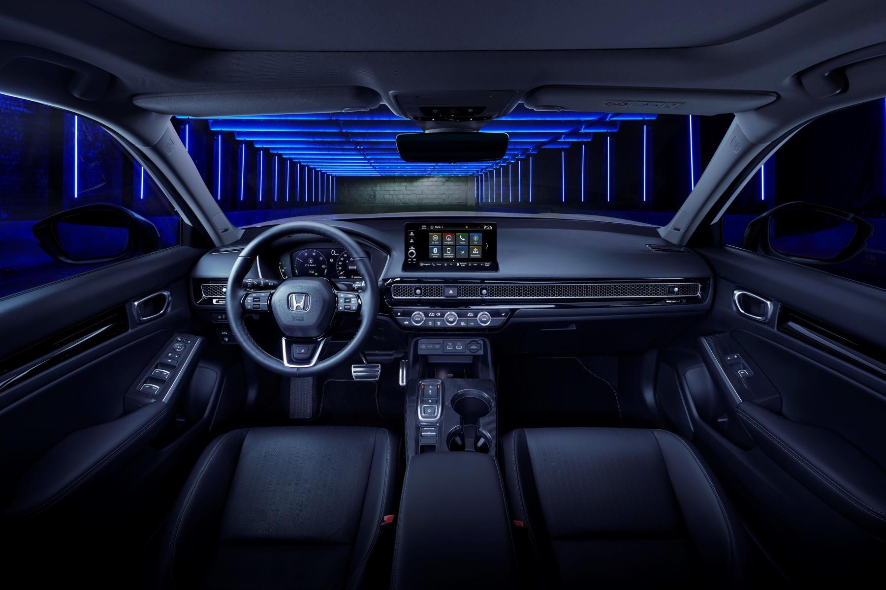 Nowa Honda Civic e:HEV - wnętrze
